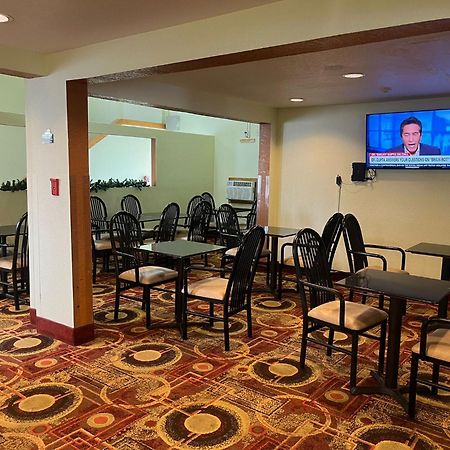 Days Inn By Wyndham Fort Dodge Exteriör bild